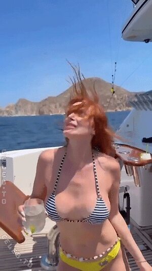 Bella Thorne Nude Leaked Photo #152