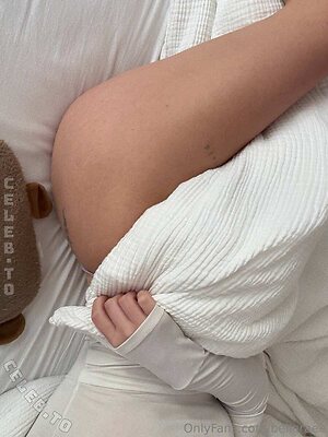 Bellaraee Nude Leaked Photo #79