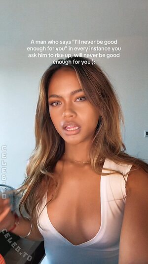 Bianca Bustamante Nude Leaked Photo #159