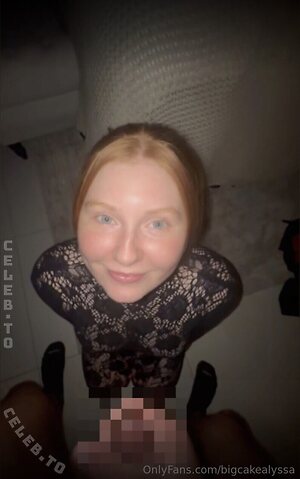 bigcakealyssa Nude Leaked Photo #70