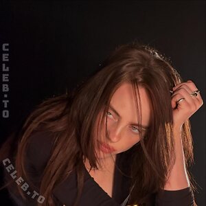 Billie Eilish Nude Leaked Photo #37