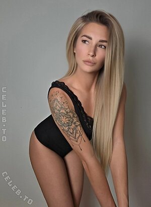 blonde_model Nude Leaked Photo #70