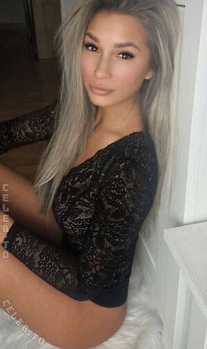 blonde_model Nude Leaked Photo #73