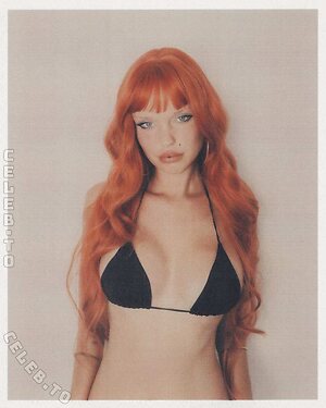 Bonnie Strange photo