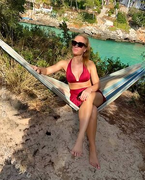 Britta Hofmann Nude Leaked Photo #9