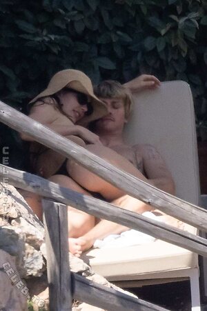 Camila Morrone Nude Leaked Photo #9