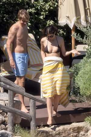 Camila Morrone Nude Leaked Photo #16