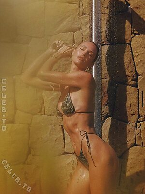Candice Swanepoel photo