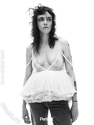 Cara Delevingne Nude Leaked Photo #7