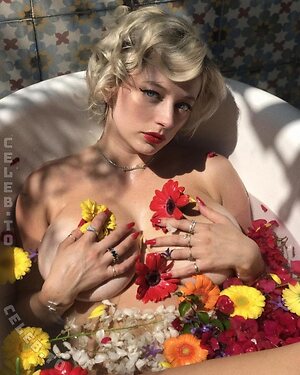 Caroline Vreeland Nude Leaked Photo #94