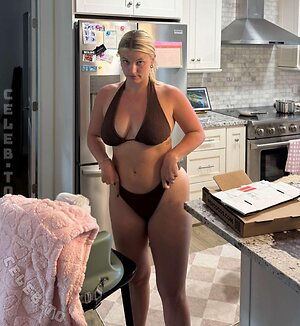 Cayla Vanderbaan Nude Leaked Photo #39