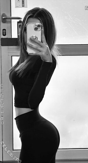 Celinaa.cd Nude Leaked Photo #14