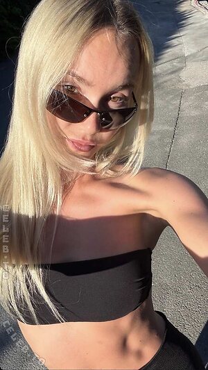 celinealbar Nude Leaked Photo #23