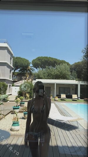 celinealbar Nude Leaked Photo #36