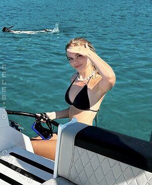 celine.fabienne Nude Leaked Photo #56