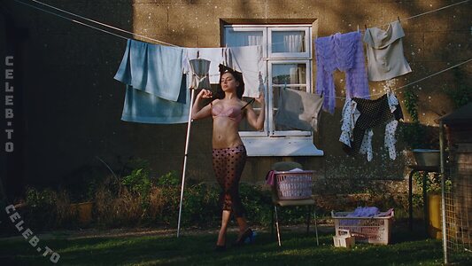 Charli XCX Nude Leaked Photo #84