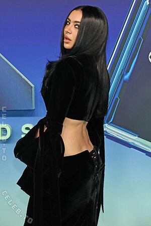 Charli XCX photo