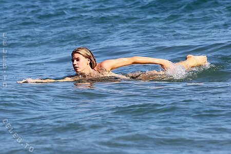 Charlotte McKinney Nude Leaked Photo #44