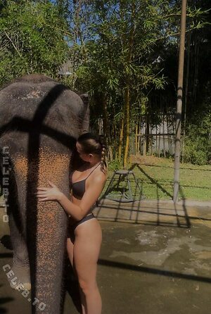 Charly_rdl Nude Leaked Photo #9