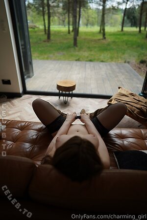 charming_girl Nude Leaked Photo #242
