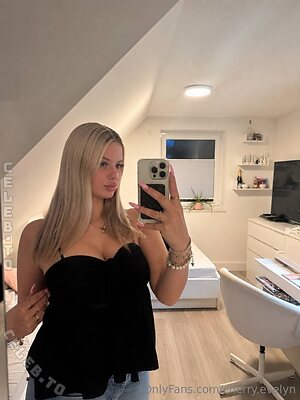 Cherry evelyn Nude Leaked Photo #82
