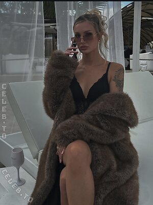 Cheyenne Heise Nude Leaked Photo #19