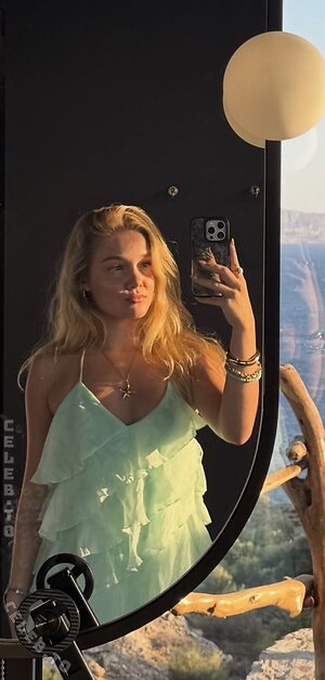 Chiara Tews Nude Leaked Photo #164
