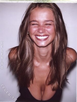 Chloe Campbell photo