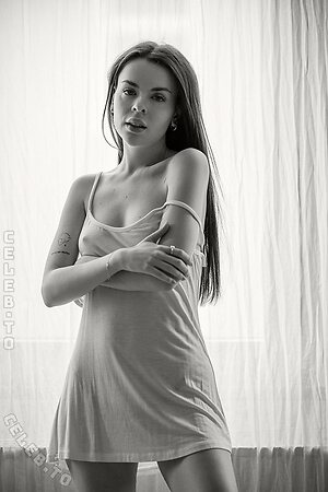 Chloe Loe Nude Leaked Photo #243
