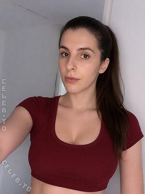 Chloe Tzuqiknee Nude Leaked Photo #6