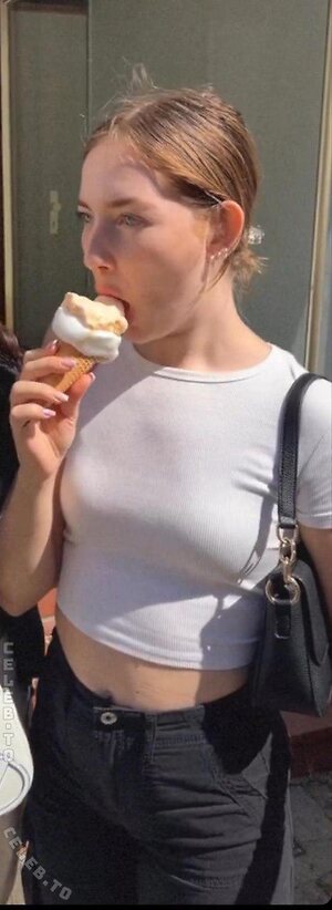 chrissixxe Nude Leaked Photo #26