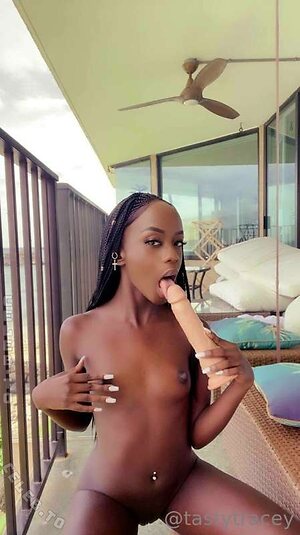 Cindy gets naughty Nude Leaked Photo #34