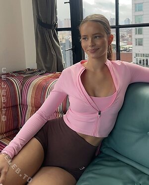 Clairemaele Nude Leaked Photo #11