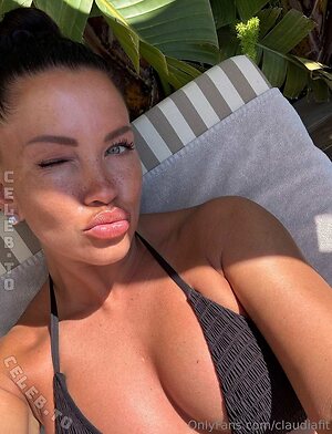 Claudiafit Nude Leaked Photo #26