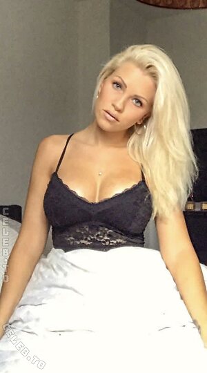 Claudiafit Nude Leaked Photo #73