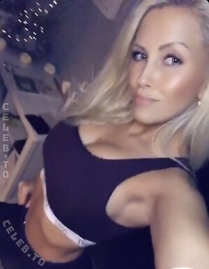 Claudiafit Nude Leaked Photo #79