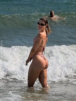 Coach Nina Nude Leaked Photo #12