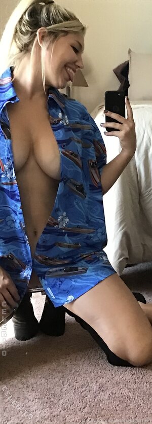 CoorsLightGirl Nude Leaked Photo #752