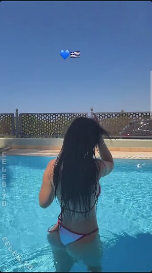 Coupleontour Nude Leaked Photo #63