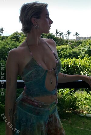 Courtney Miller Nude Leaked Photo #9
