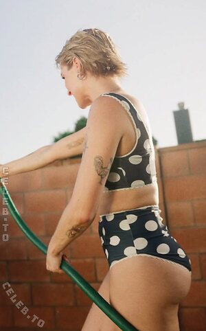 Courtney Miller Nude Leaked Photo #13