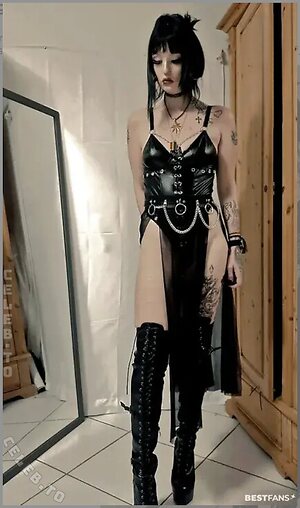 Crazy Badgirl