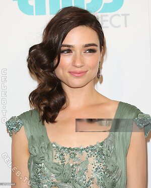 Crystal Reed Nude Leaked Photo #4