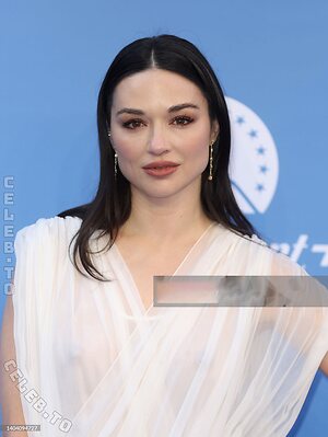 Crystal Reed Nude Leaked Photo #28
