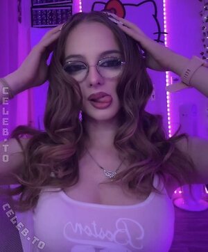 crystalmarykitty Nude Leaked Photo #42