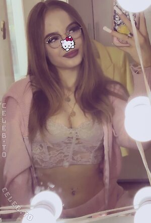crystalmarykitty Nude Leaked Photo #46