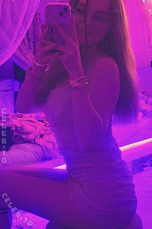 crystalmarykitty Nude Leaked Photo #57