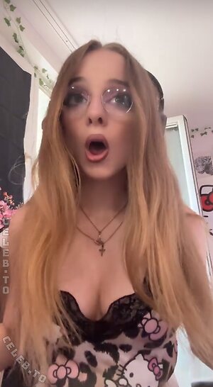 crystalmarykitty Nude Leaked Photo #72