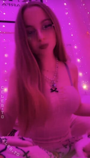 crystalmarykitty Nude Leaked Photo #76