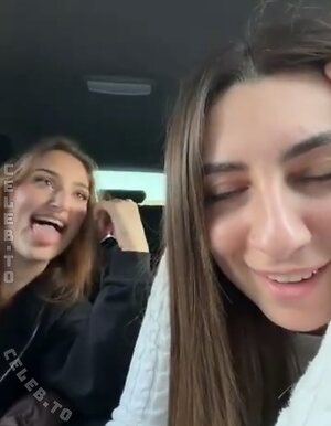 CuteJuliaa photo